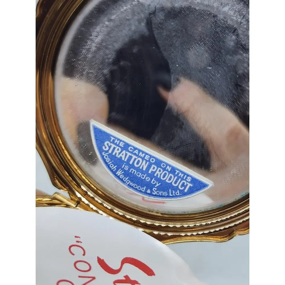 Vintage Stratton Wedgwood Jasperware Cameo Powder Compact England NEW NOS Unused